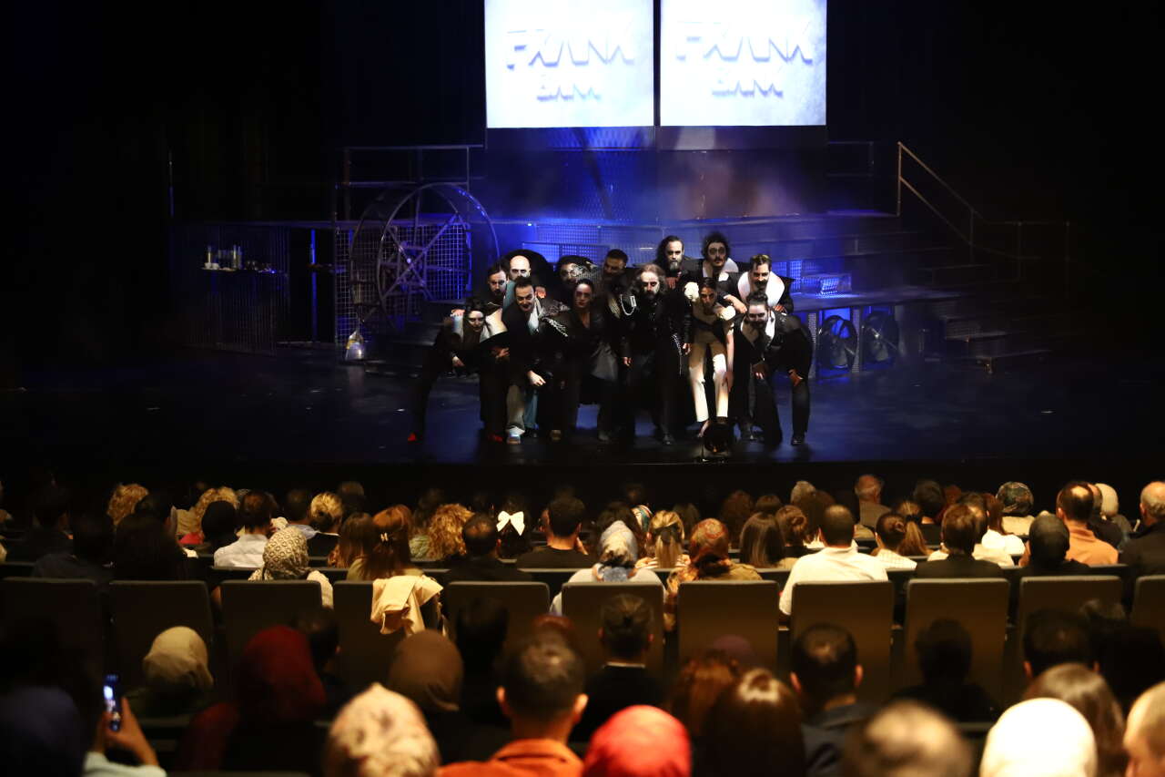 Konya Şehir Tiyatrosu’nun 2025 bilançosu belli oldu 3